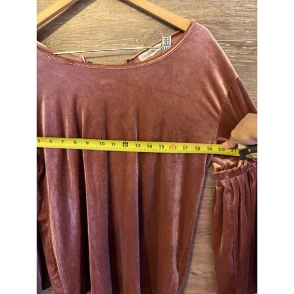 See And Be Seen Pink Shirt Velour Shimmer Flare Sleeves Tie On Back Holidays Sm - Picture 8 of 11